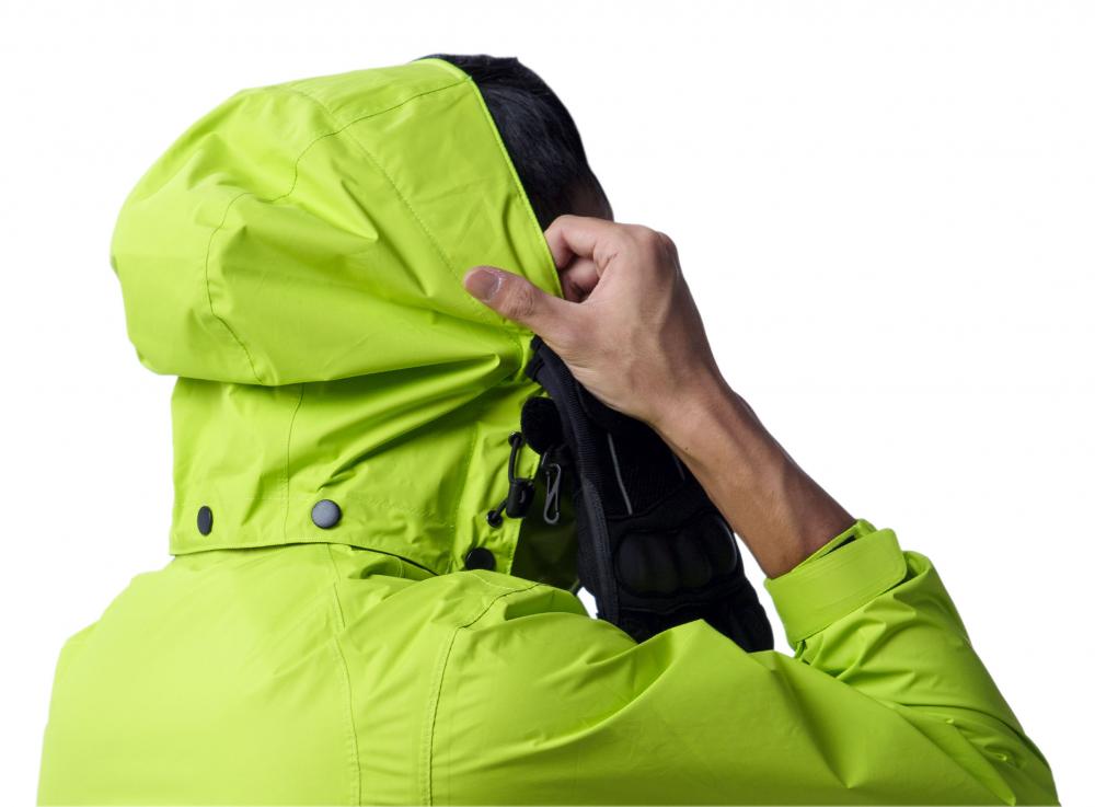 歐尼百克專業級防雨運動外套 綠色